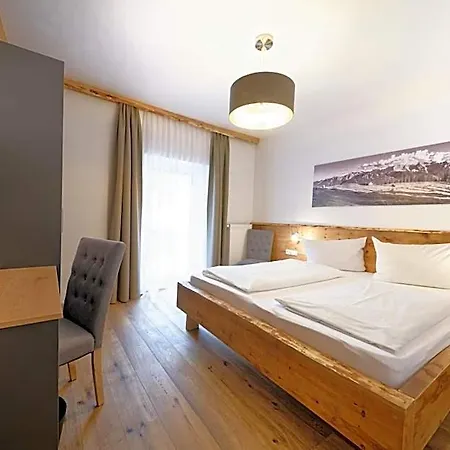 Hotel Garni Alpengruss 2*